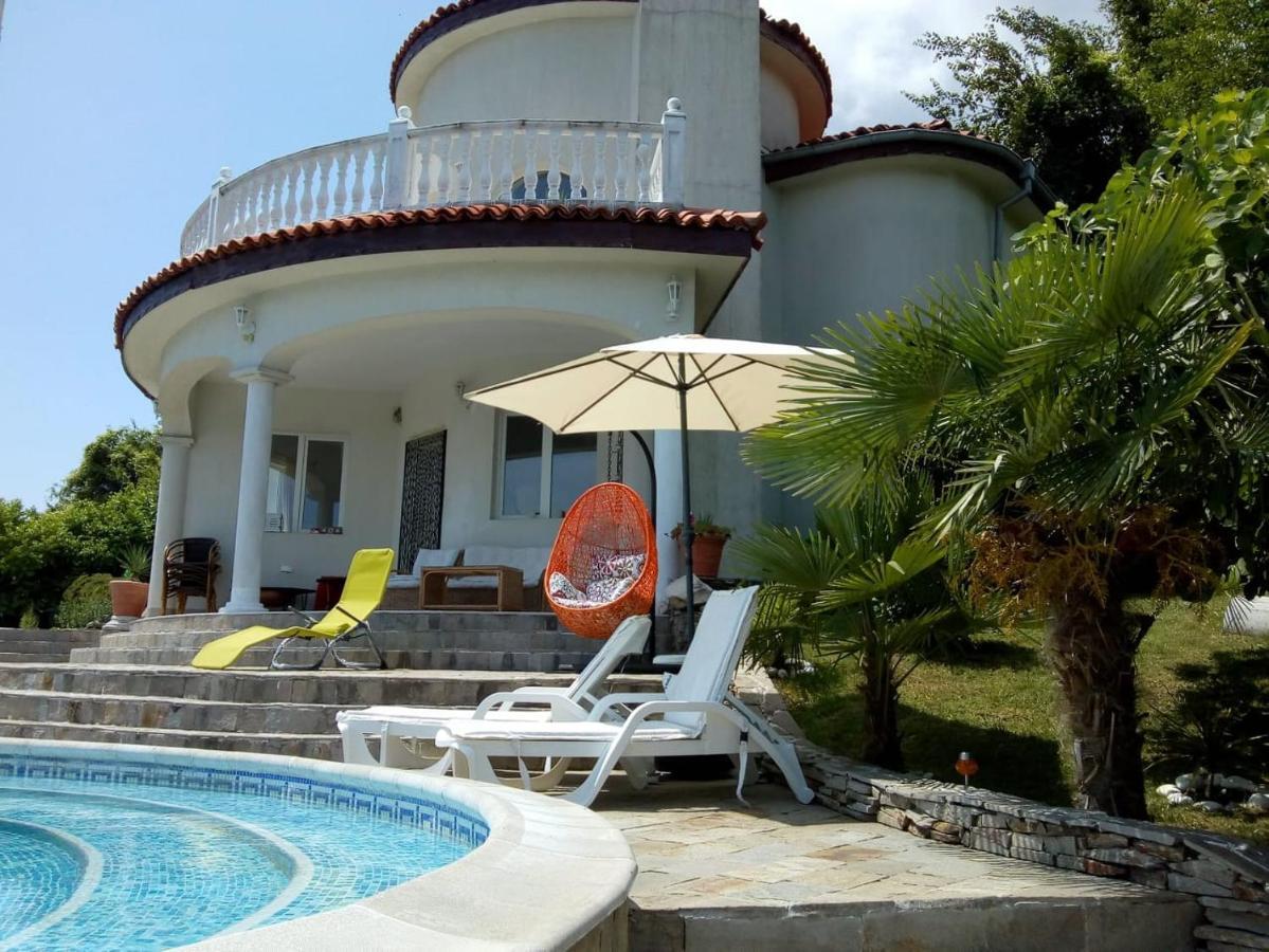 Villa Sky Music Obzor Buitenkant foto